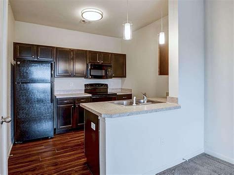 Ratings and reviews of William Cannon Apartment Homes in Austin, Texas. . 2112 e william cannon dr
